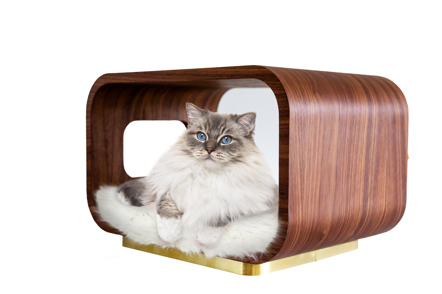 LUNA Bed in Walnut